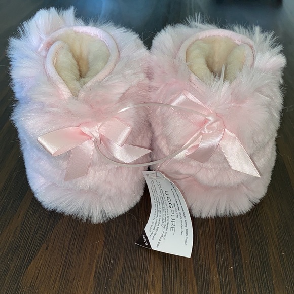 Ugg infant boots size 4/5 new - Picture 2 of 4